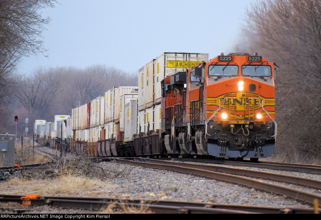 BNSF 5225